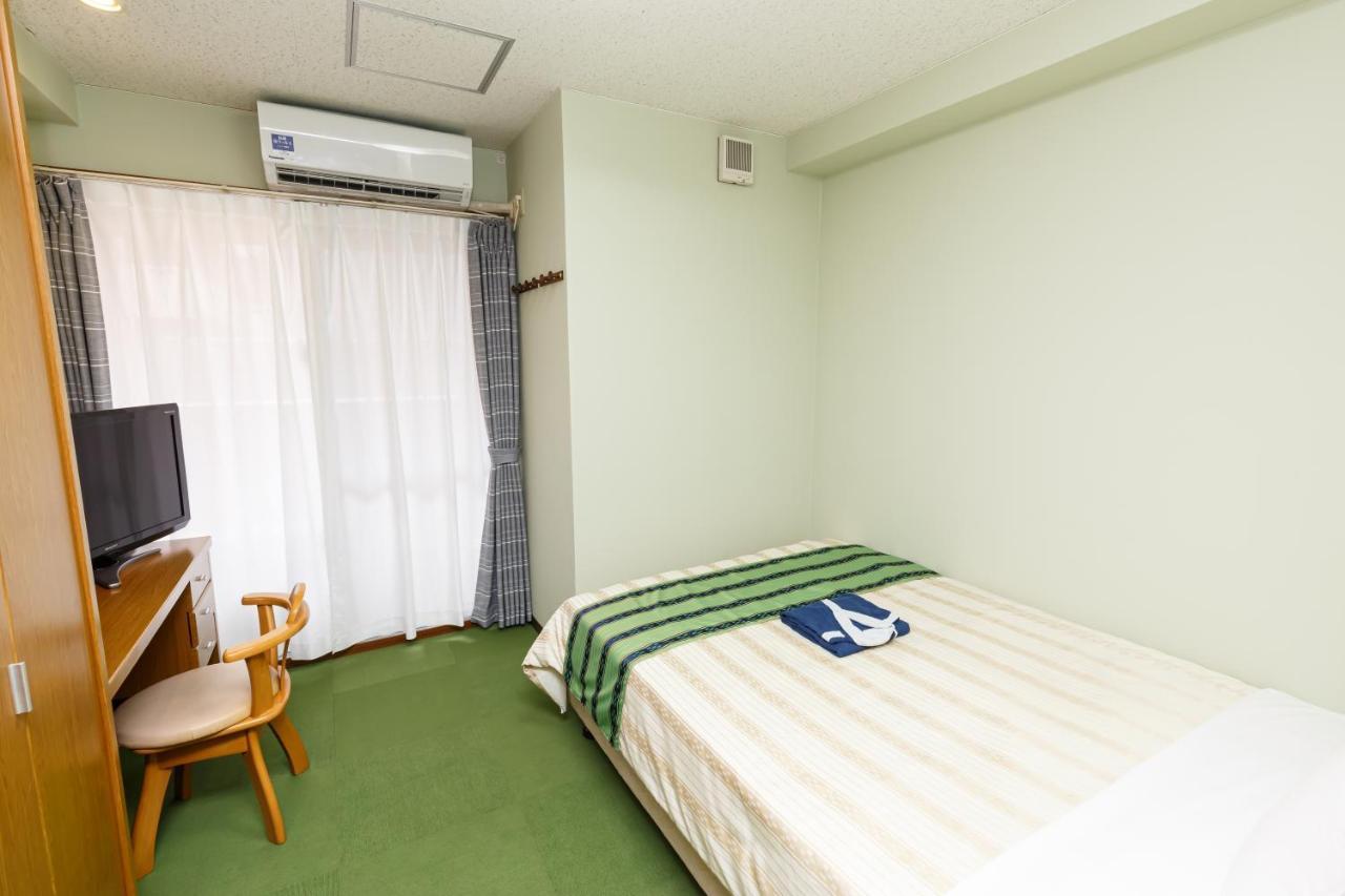 Hotel Peace Land Kume Naha Luaran gambar