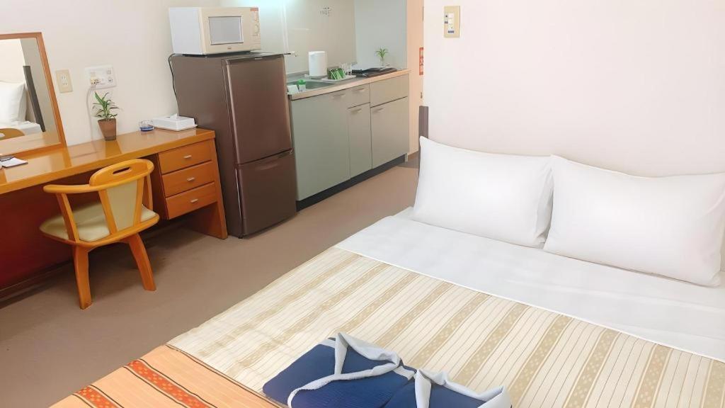 Hotel Peace Land Kume Naha Luaran gambar