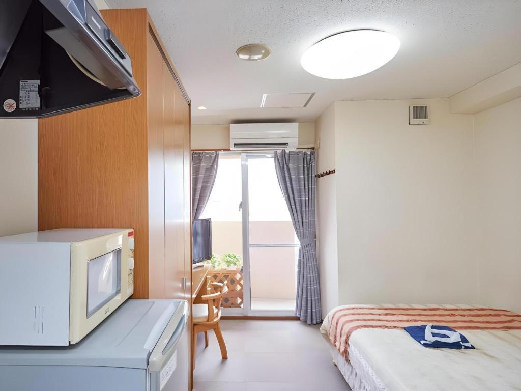 Hotel Peace Land Kume Naha Luaran gambar