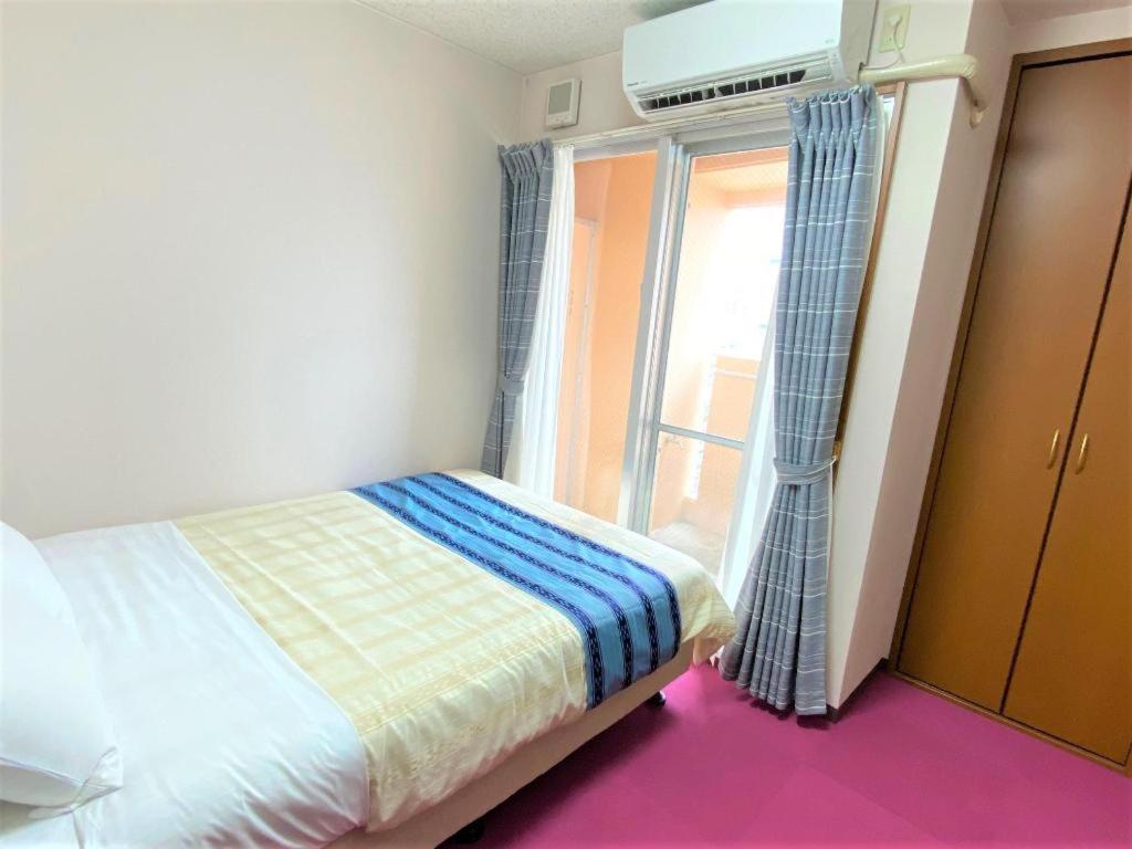 Hotel Peace Land Kume Naha Luaran gambar